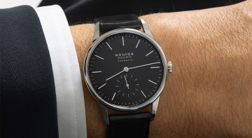 Nomos Glashütte Orion Uhrenkollektion Desk