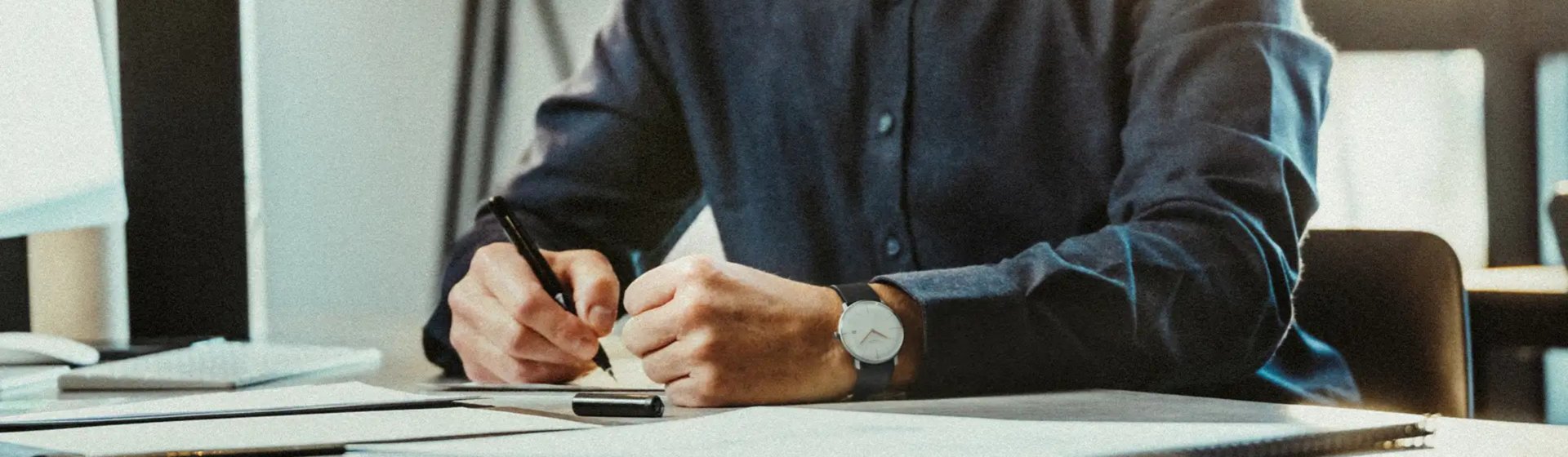 Junghans-Max-Bill-Uhrenkollektion-desk