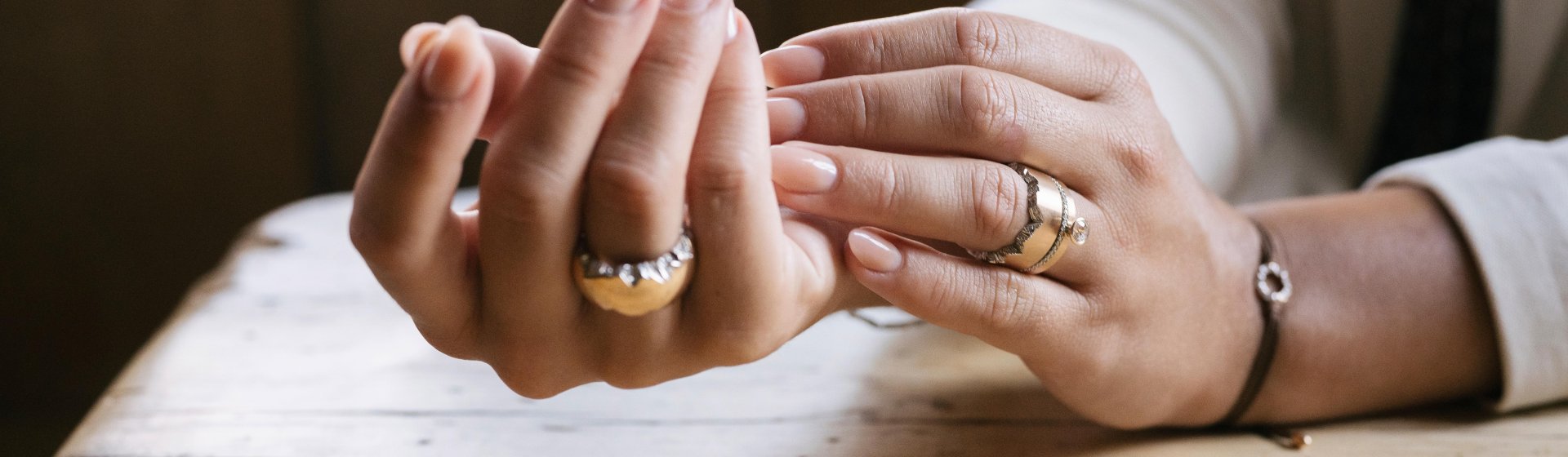 JuwelierDührkoop-Schmuckwerk-Ringe-Desktop-Banner-3840x1120px